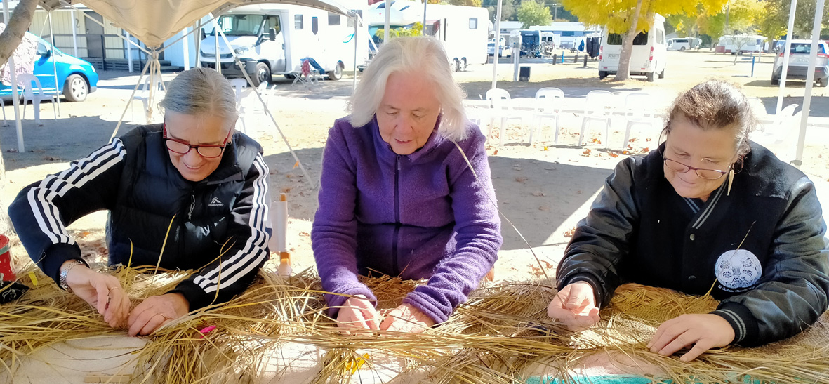 image of 3 weaving sail
