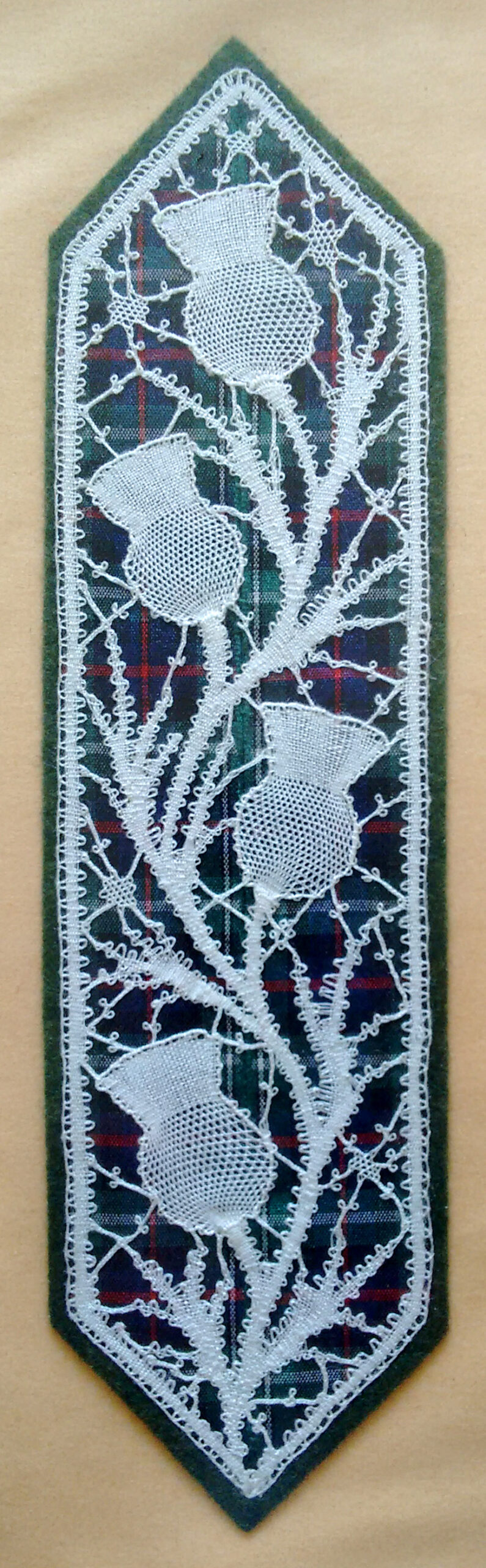 image of thistle bookmark in bobbin lace